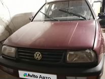 Volkswagen Vento 1.8 MT, 1993, 150 000 км, с пробегом, цена 40 000 руб.