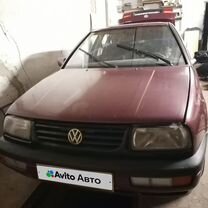 Volkswagen Vento 1.8 MT, 1993, 150 000 км, с пробегом, цена 40 000 руб.