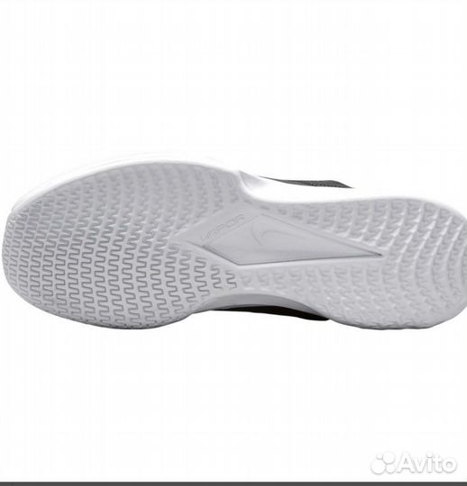 Кроссовки теннисные женские 42 р Nike