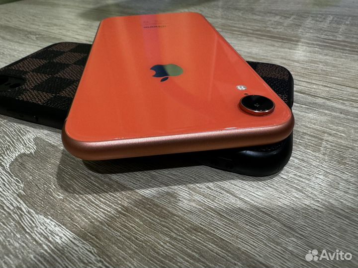 iPhone Xr, 128 ГБ