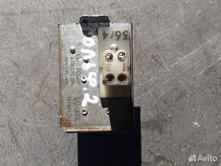 Резистор печки Фольксваген Гольф 2