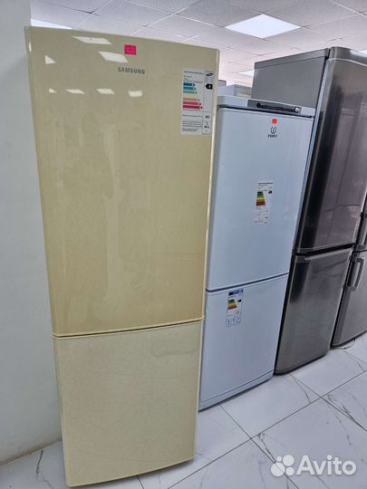 Холодильник Samsung. No frost