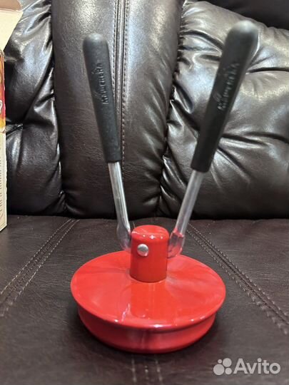 Закаточная машинка для банок