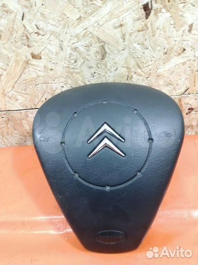 Подушка безопасности в рулевое колесо (airbag Рул