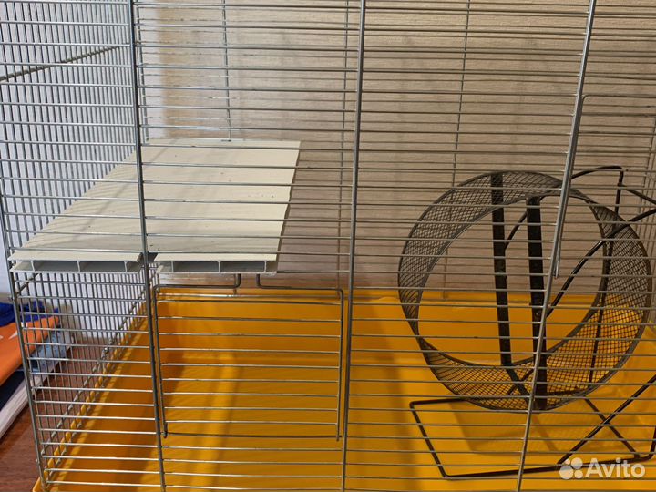 Клетка для грызунов с колесом