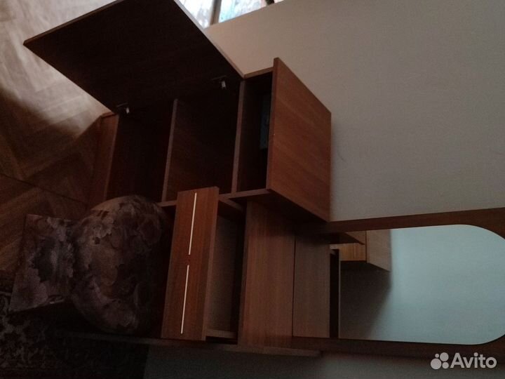 Комод,2 прикр.тумб,кровать160,туалет.столик, пуфик