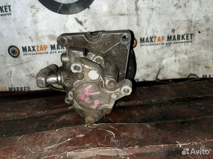 Насос гидроусилителя Mercedes-Benz W203