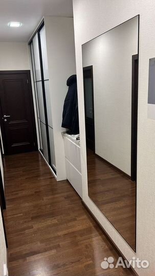 Зеркало настенное