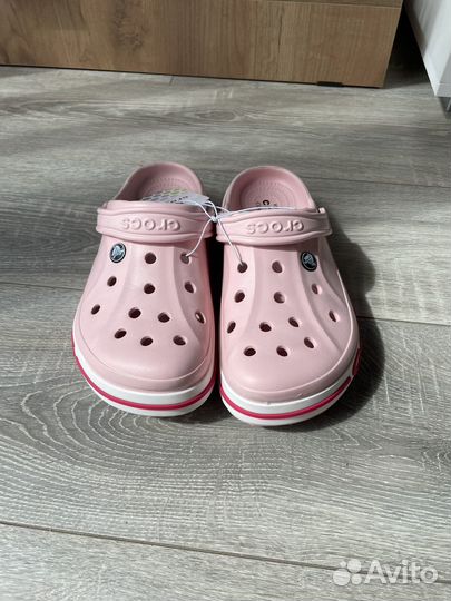 Crocs новые