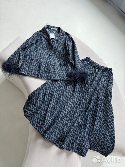 Костюм женский valentino