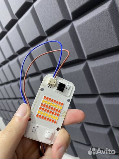 Светодиодная лампа 50W, полный спектр, для роста