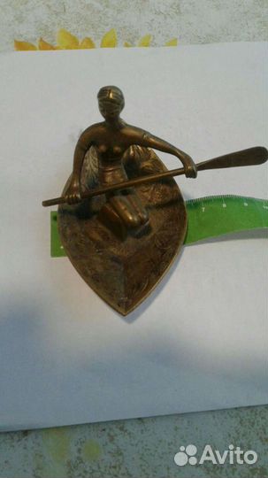Старая бронзовая статуэтка, времён СССР