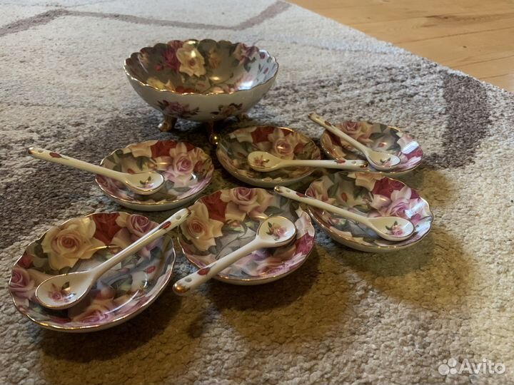 Набор посуды новый