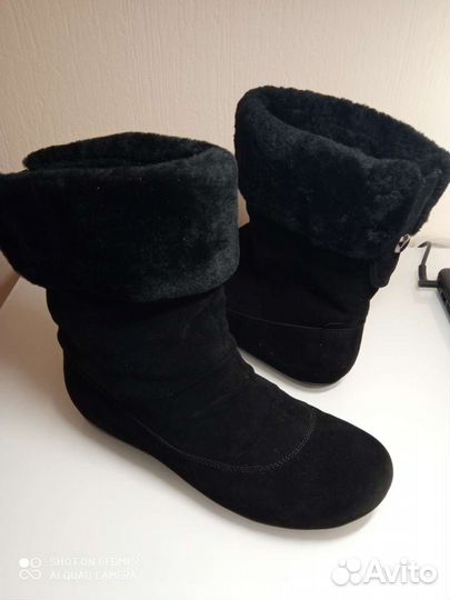 Сапожки женские