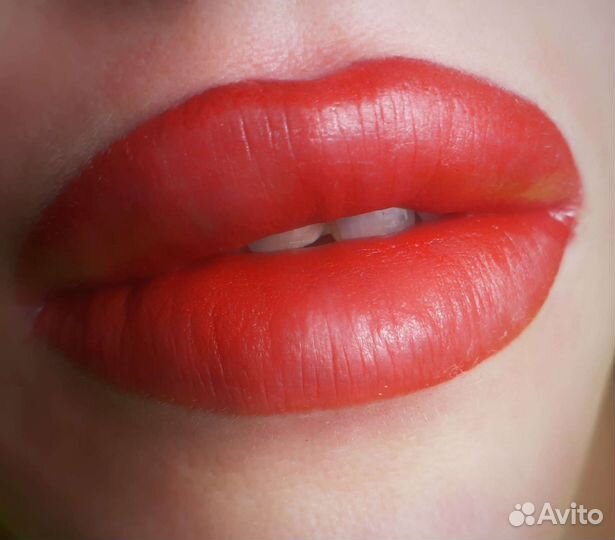 Перманентный макияж бровей и губ