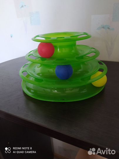 Игрушка для кошек трек 3 яруса с шариками