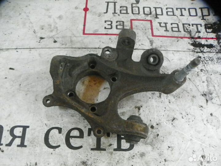 Кулак поворотный задний Hyundai Santa Fe II (2005—