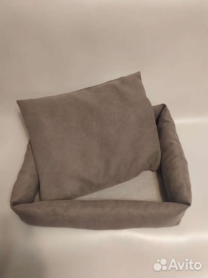 Лежанка для кошек и собак, новая