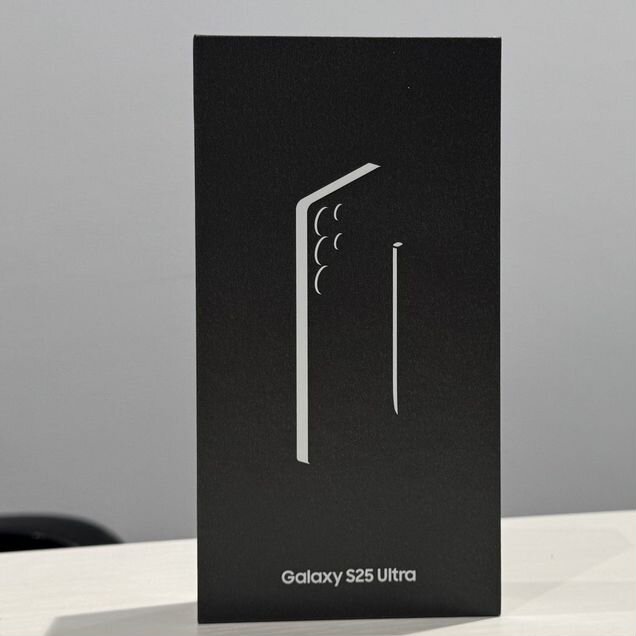 Samsung Galaxy S25 Ultra, 12/256 ГБ