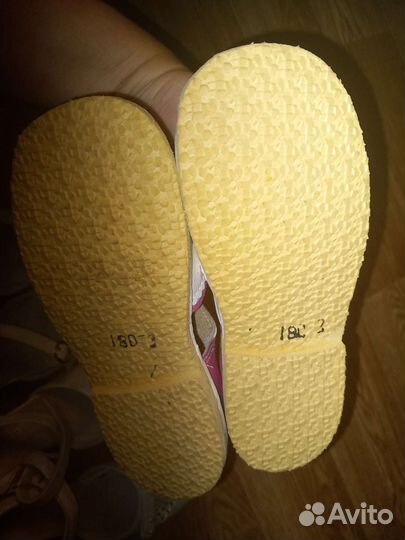 Сандали для девочки