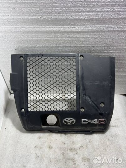 Крышка двигателя Toyota Hi-Lux 7