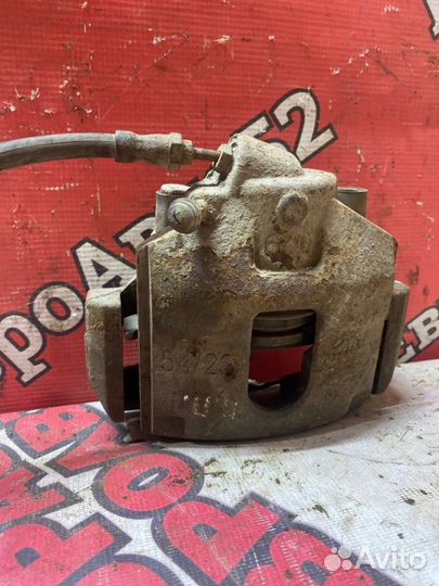 Суппорт тормозной передний правый Ford Fusion 1.4