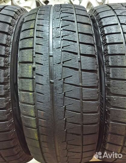 Bridgestone Blizzak Revo GZ 215/55 R17 94Q