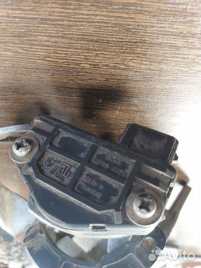 Дроссельная заслонка Bmw 520I E39 M52 1996