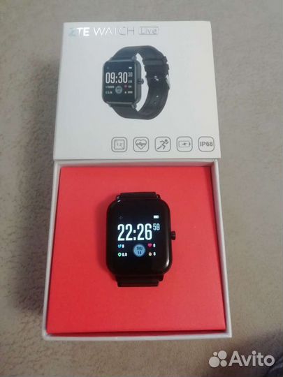 Смарт часы ZTE watch Live
