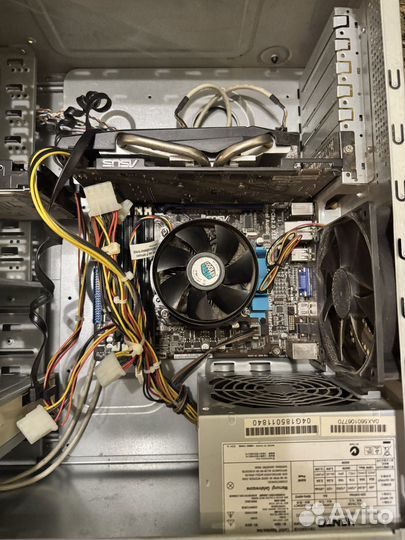 Домашний компьютер и стол