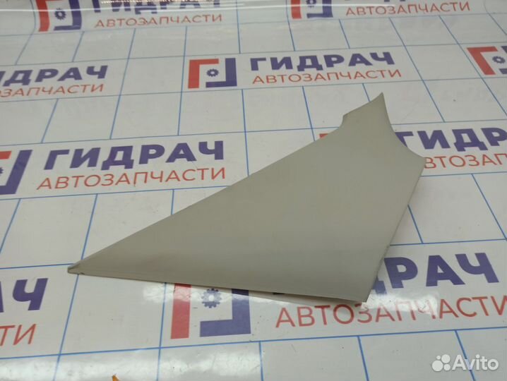 Обшивка стойки задней правой верхняя Volkswagen Po