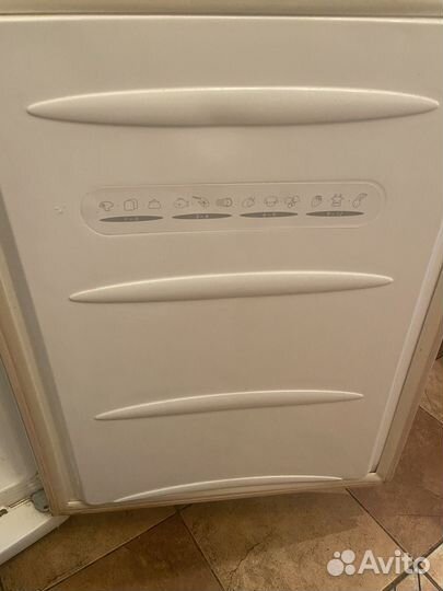 Холодильник LG