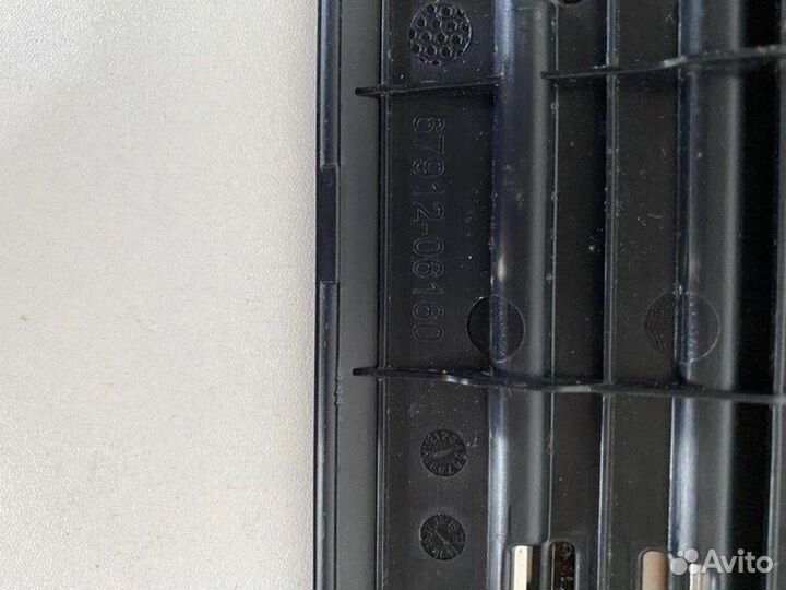 Накладка порога внутренняя передняя левая Toyota