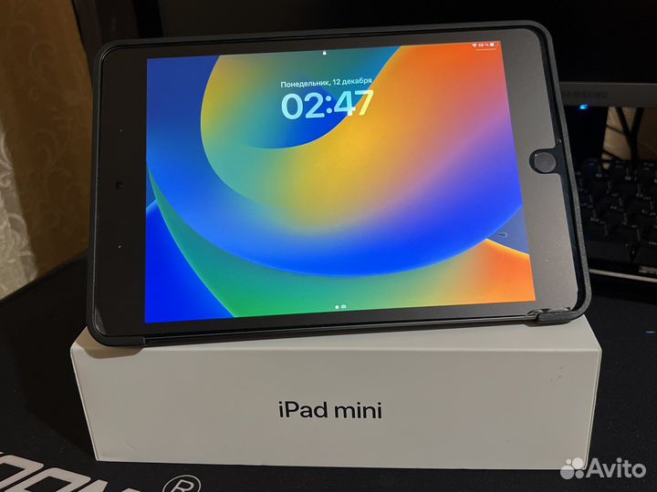 Планшет Apple iPad mini 5 64 gb