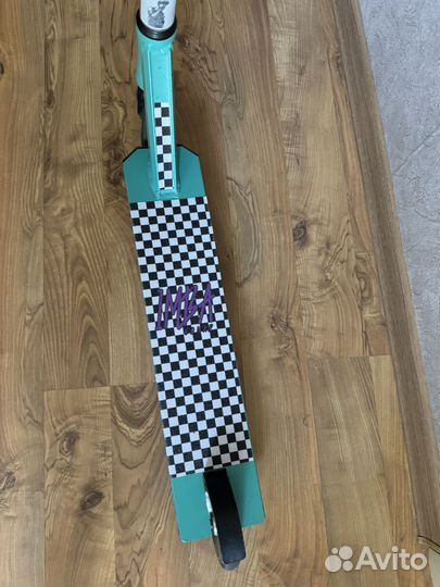 Самокат трюковой