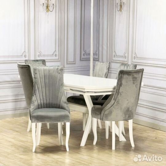 Столы и стулья новые
