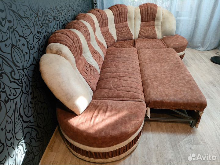 Угловой диван бу