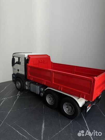 Bruder грузовик