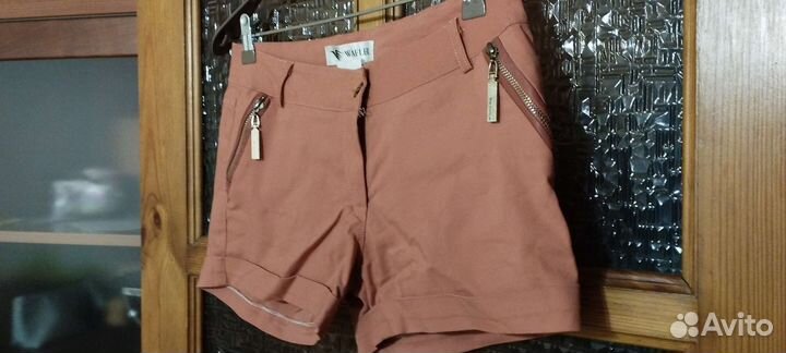 Шорты женские