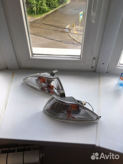 Поворотники toyota carina 210 (20-383)