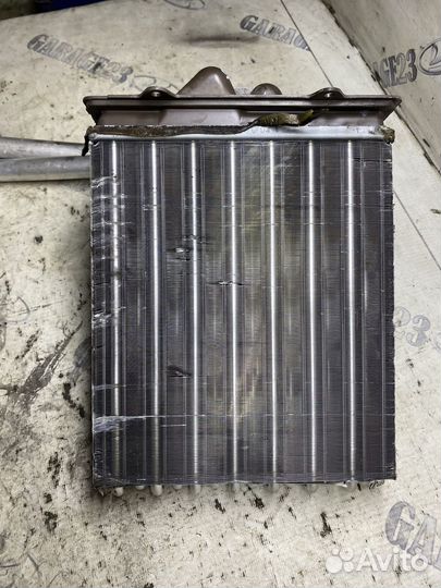 Радиатор кондиционера Toyota Noah