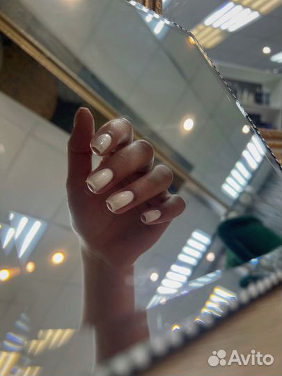 Мастер маникюра - бровист Отрадное