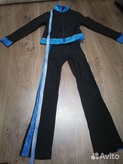 Тренировочный костюм для фигурного катания