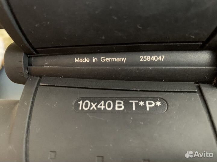 Бинокль carl zeiss victory 10x40 B T* P*