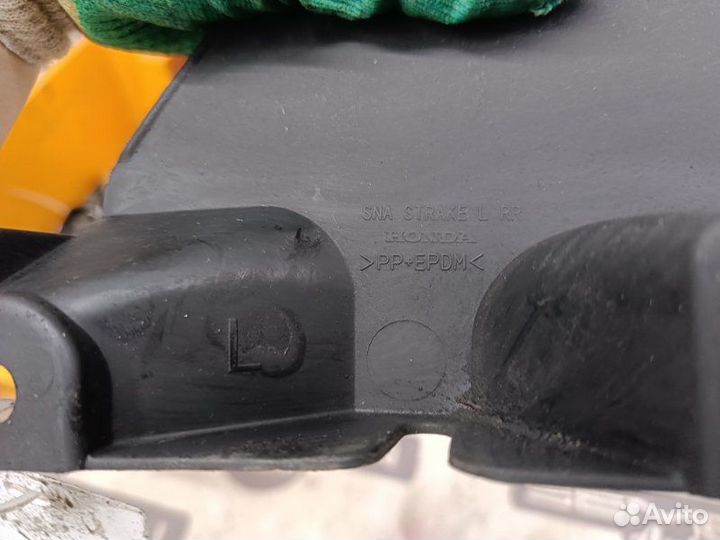 Брызговик задний левый Honda Civic FD1 FD3 FD7