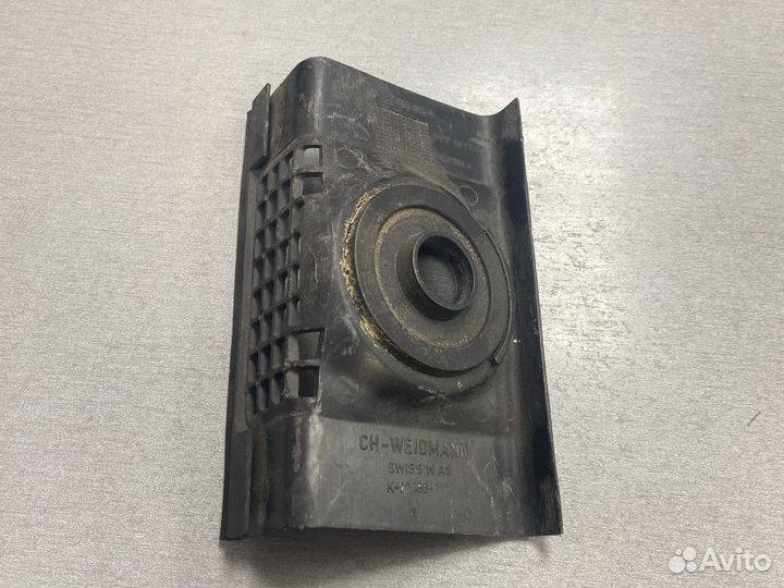 Накладка жабо (дождевик) Volkswagen Passat B4