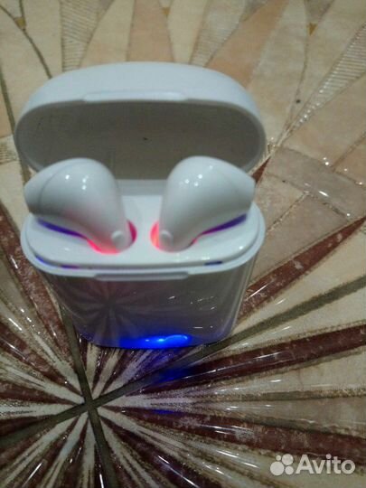 I7 tws блютус наушники