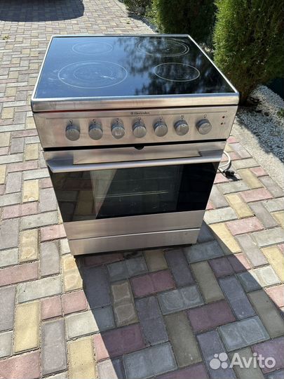 Плита электрическая стеклокерамика, б/у