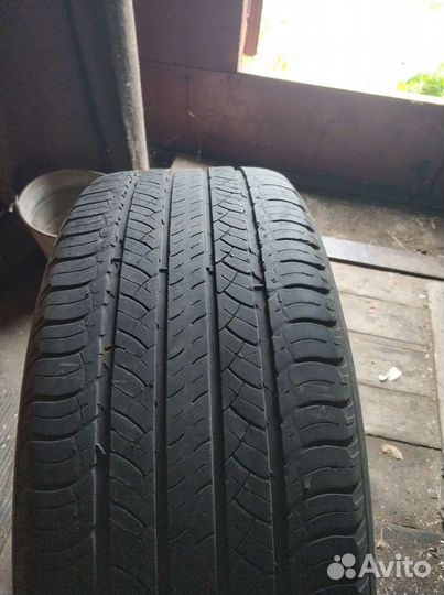 Michelin Symmetry 255/60 R17 106V