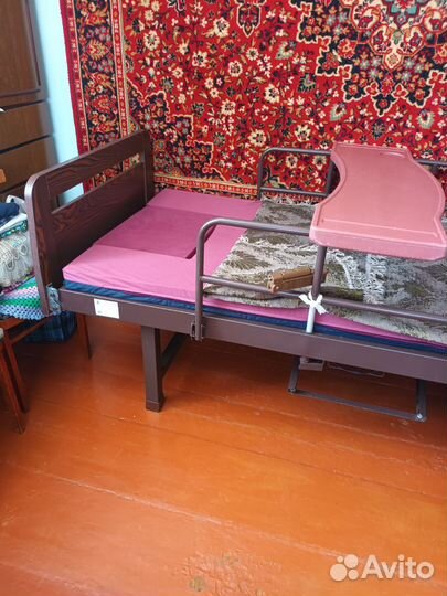 Кровать для лежачих больных бу